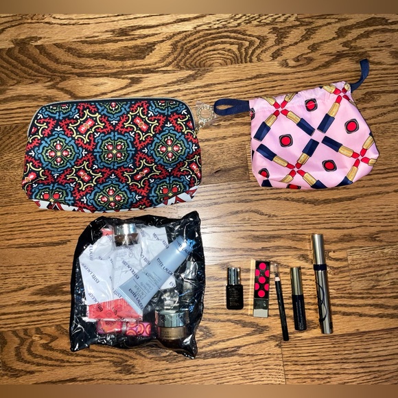 NEW Estée Lauder Makeup Bundle - Picture 2 of 12